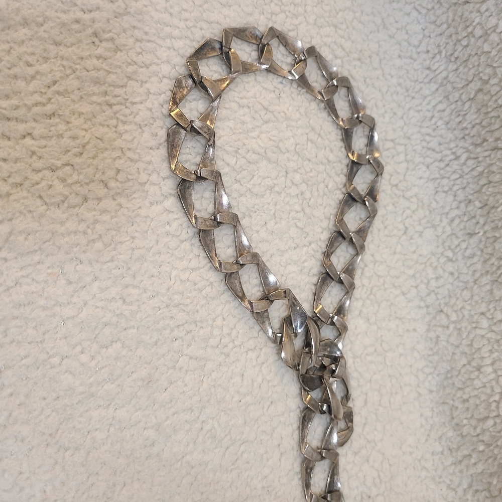 Necklace - Picture 2 of 4